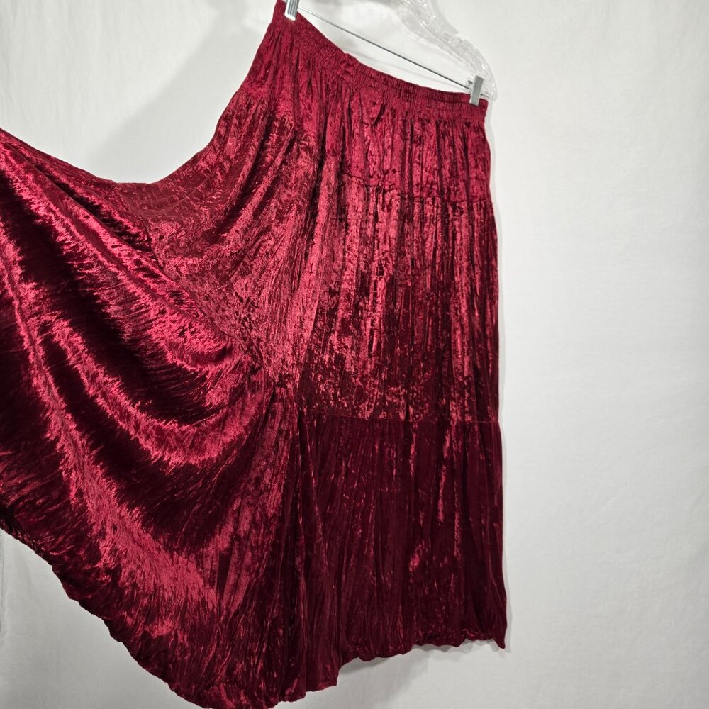 U.S.A Vintage CLIO II 80s Y2K Red Shiny Velvet Tiered Flowy Maxi Skirt Women 2X. - Picture 3 of 17